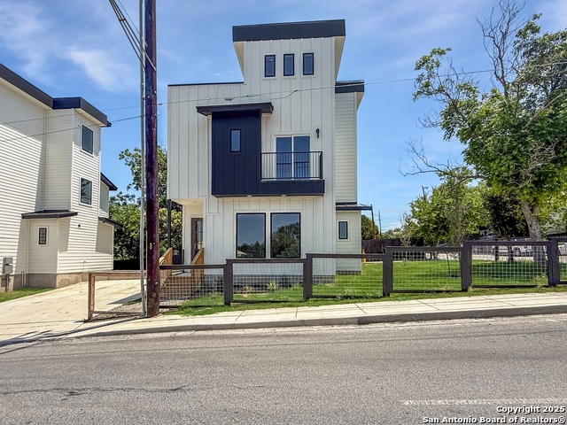 Details for 1801 Montana  1, San Antonio, TX 78203