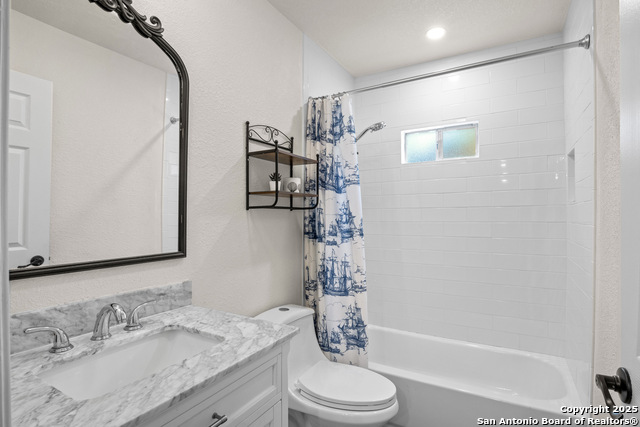 Listing photo id 19 for 6402 Quiet Forest