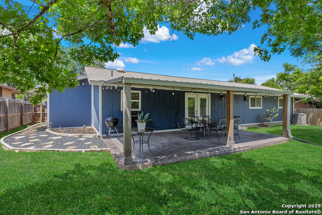Listing photo id 21 for 6402 Quiet Forest