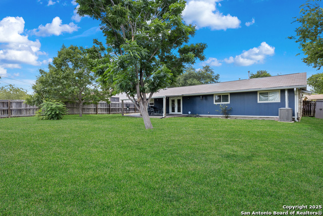 Listing photo id 22 for 6402 Quiet Forest