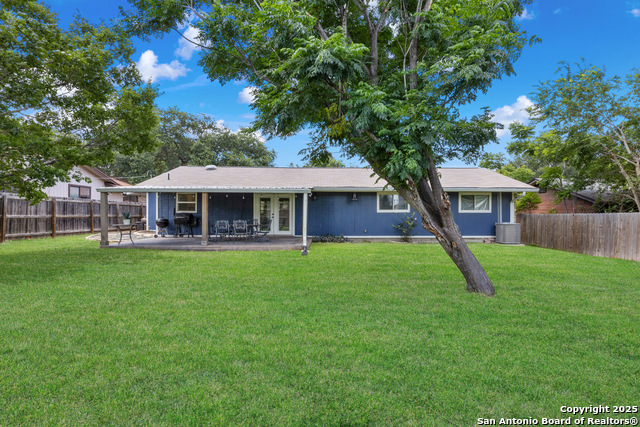Listing photo id 23 for 6402 Quiet Forest