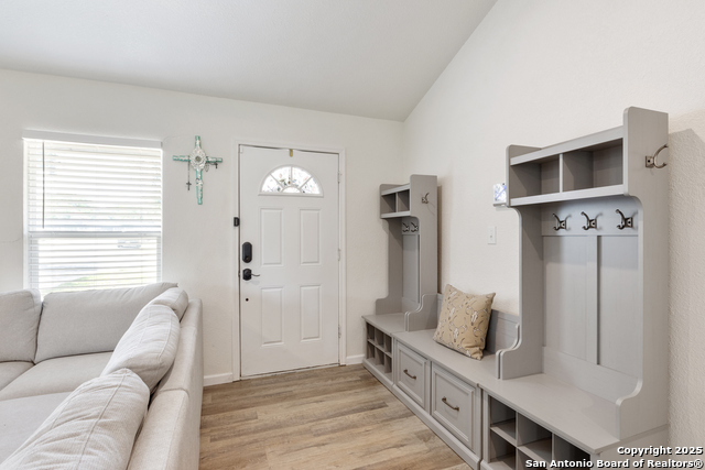 Listing photo id 4 for 6402 Quiet Forest