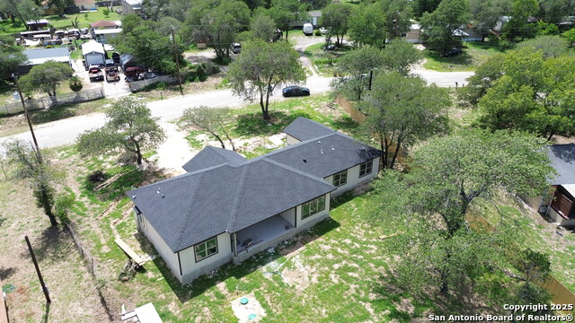 Listing photo id 2 for 23048 Hilltop Peaks