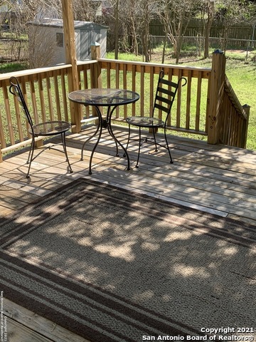 Image 21 of 27 For 212 Lyman Dr