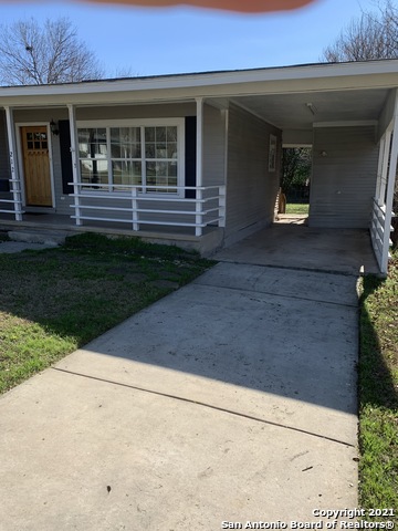 Image 3 of 27 For 212 Lyman Dr