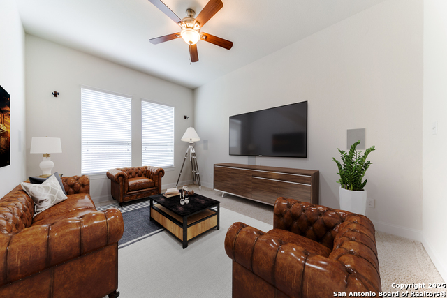 Listing photo id 23 for 233 Branson Falls