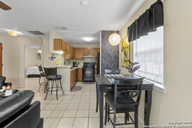 Image 8 of 16 For 5322 Medical Dr  E102