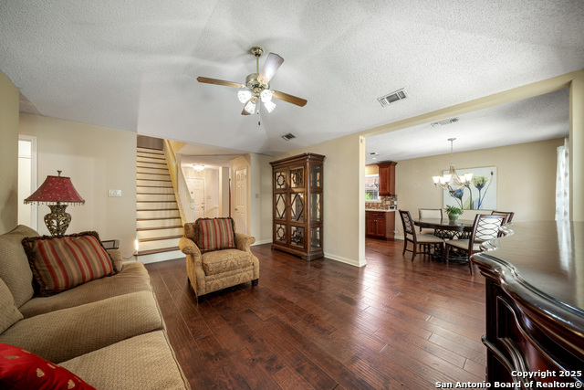 Image 10 of 32 For 4707 Aspen View