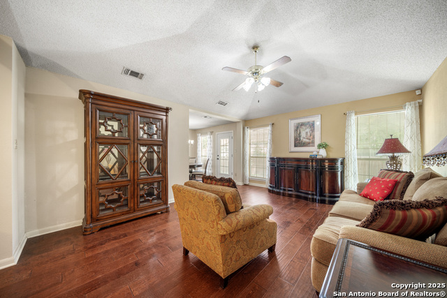 Image 11 of 32 For 4707 Aspen View