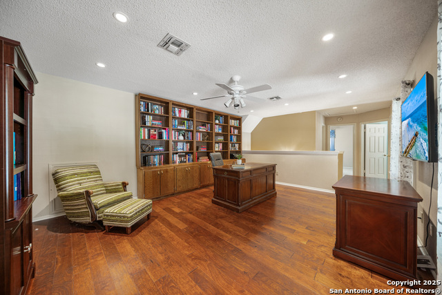 Image 24 of 32 For 4707 Aspen View