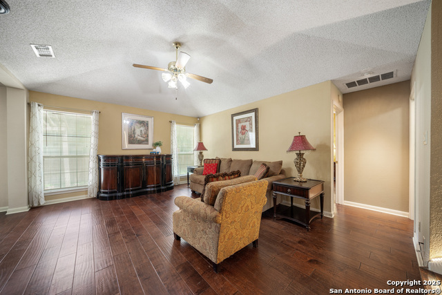 Image 8 of 32 For 4707 Aspen View
