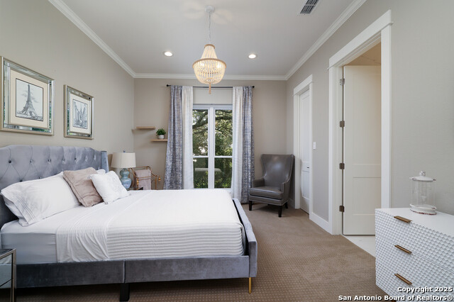 Listing photo id 24 for 19727 La Sierra Blvd