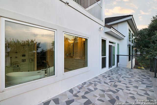 Listing photo id 29 for 19727 La Sierra Blvd