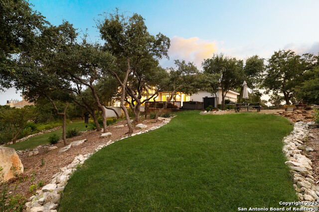 Listing photo id 32 for 19727 La Sierra Blvd