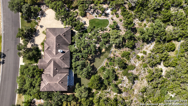 Listing photo id 36 for 19727 La Sierra Blvd