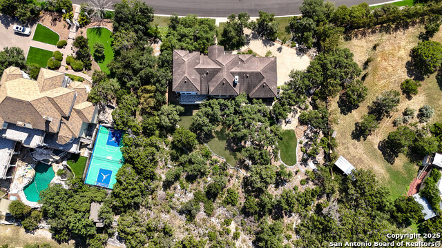 Listing photo id 37 for 19727 La Sierra Blvd