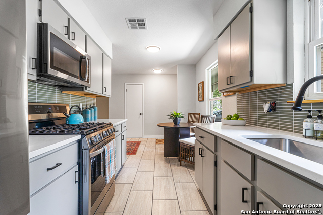 Image 14 of 19 For 112 Meadow Way