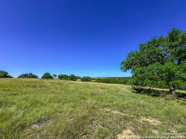 Listing photo id 0 for Lot 20 Loma Vista Ranch
