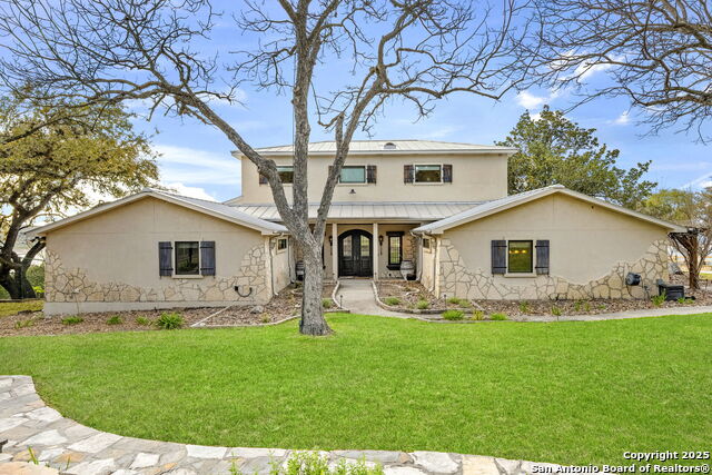Listing photo id 8 for 1155 Blue Water Drive
