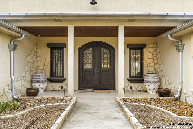 Listing photo id 9 for 1155 Blue Water Drive