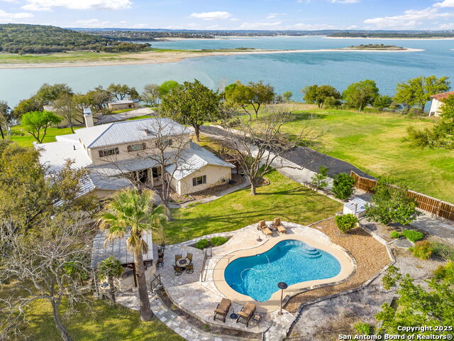Listing photo id 0 for 1155 Blue Water Drive