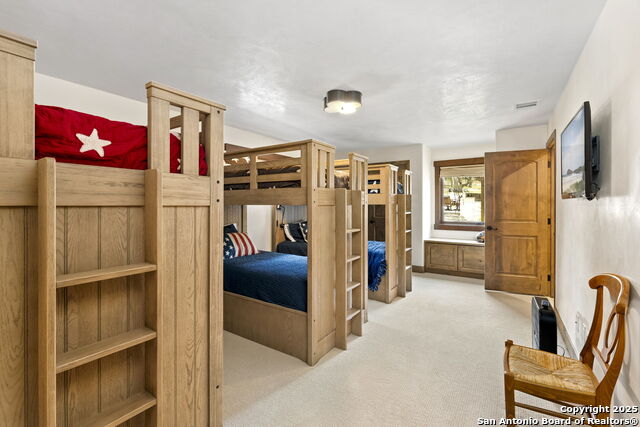 Listing photo id 26 for 1155 Blue Water Drive
