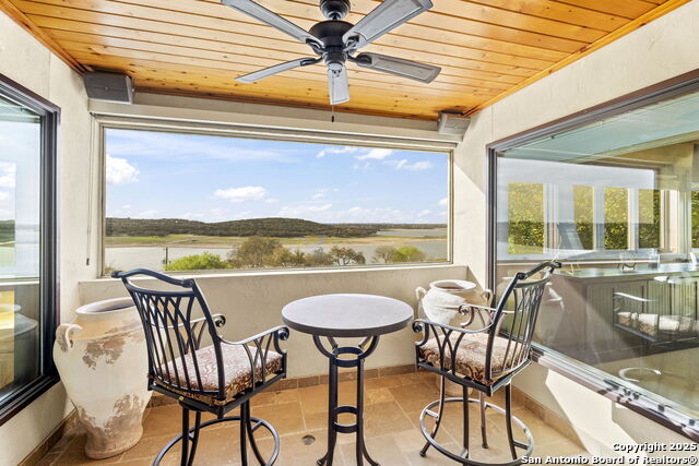Listing photo id 36 for 1155 Blue Water Drive