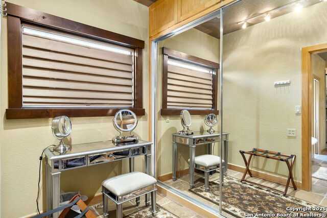 Listing photo id 37 for 1155 Blue Water Drive