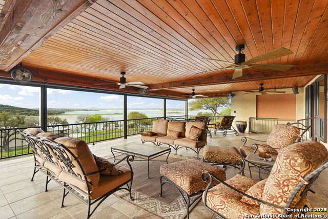 Listing photo id 46 for 1155 Blue Water Drive