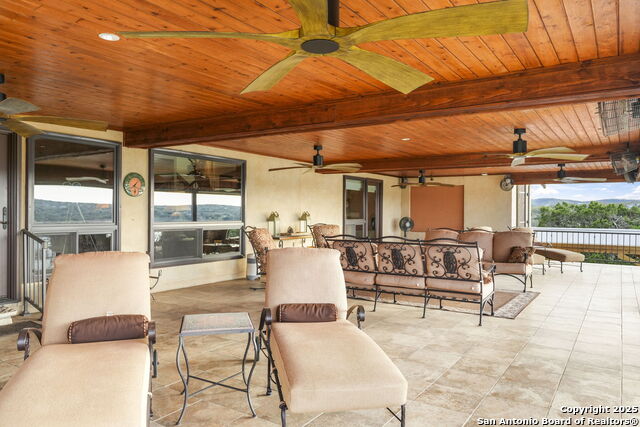 Listing photo id 47 for 1155 Blue Water Drive