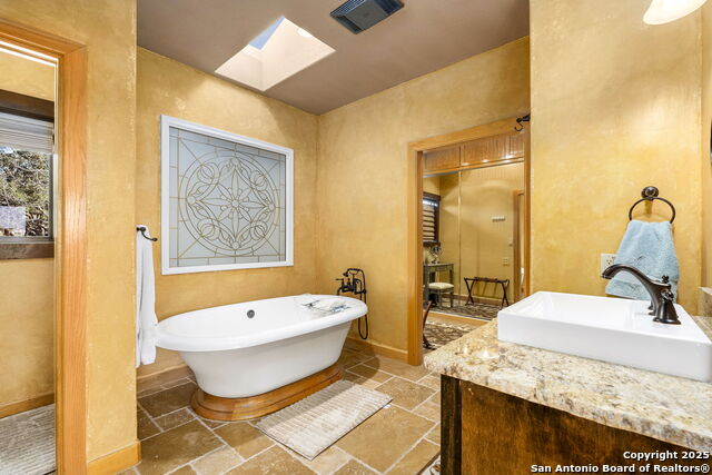 Listing photo id 49 for 1155 Blue Water Drive