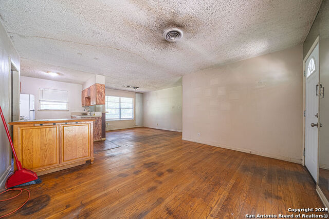 Image 3 of 12 For 1707 Corita  