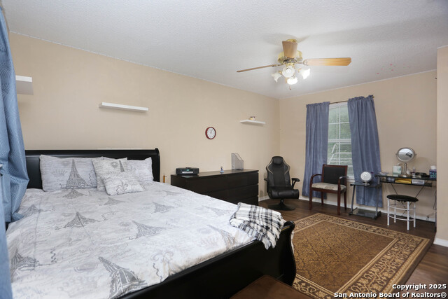Image 18 of 22 For 13111 Burgundy Pt