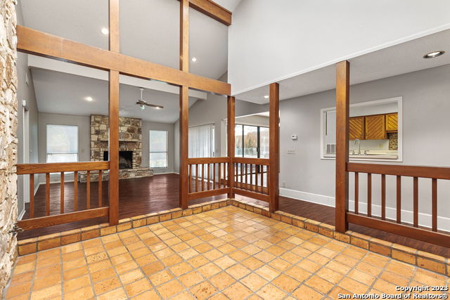 Image 3 of 21 For 15611 Trail Bluff