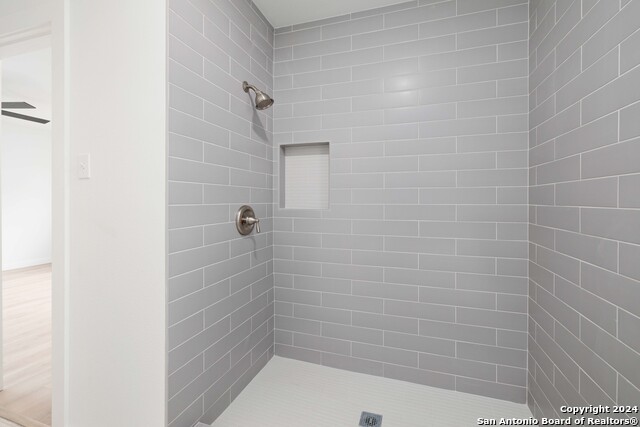 Image 16 of 31 For 9238 Ridge Wilde