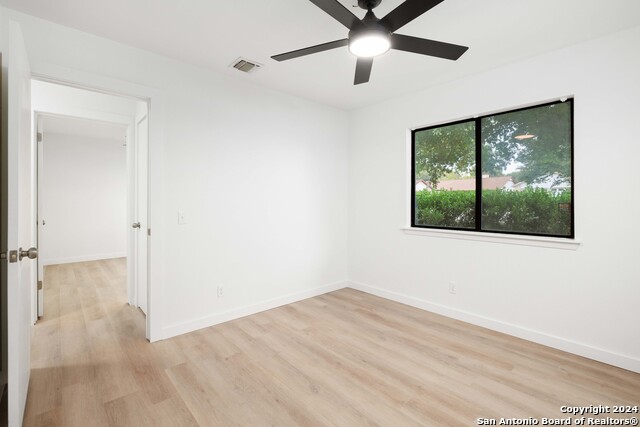 Image 19 of 31 For 9238 Ridge Wilde
