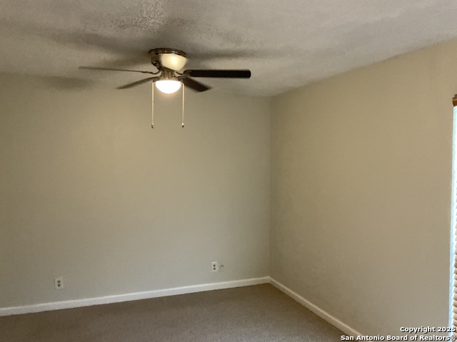 Image 14 of 29 For 7322 Oak Manor  36
