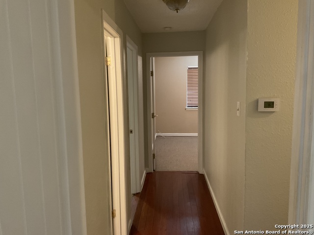 Image 15 of 29 For 7322 Oak Manor  36