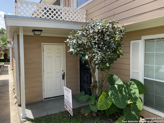 Image 27 of 29 For 7322 Oak Manor  36