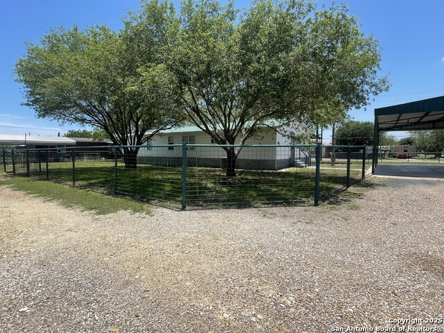 Image 37 of 37 For 207 S Edwards