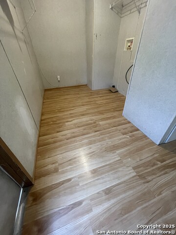 Image 8 of 37 For 207 S Edwards