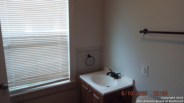 Image 8 of 17 For 1427 Schley Ave