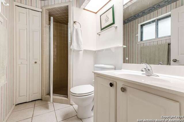 Image 10 of 15 For 5914 Oak Country