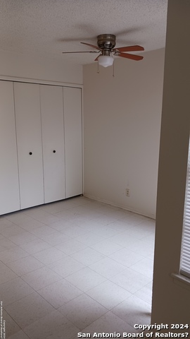 Listing photo id 13 for 7120 Larksong
