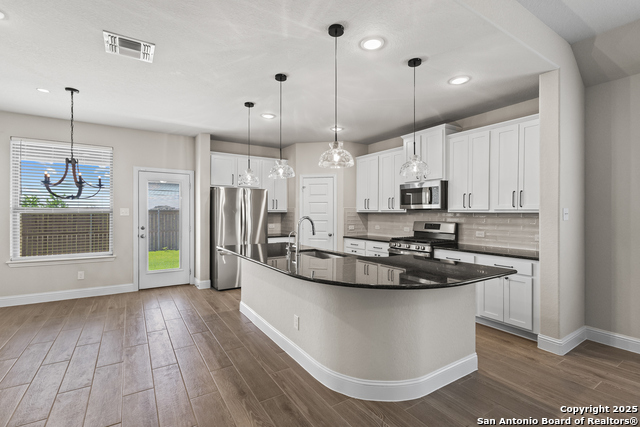 Image 7 of 25 For 2256 Bluestem