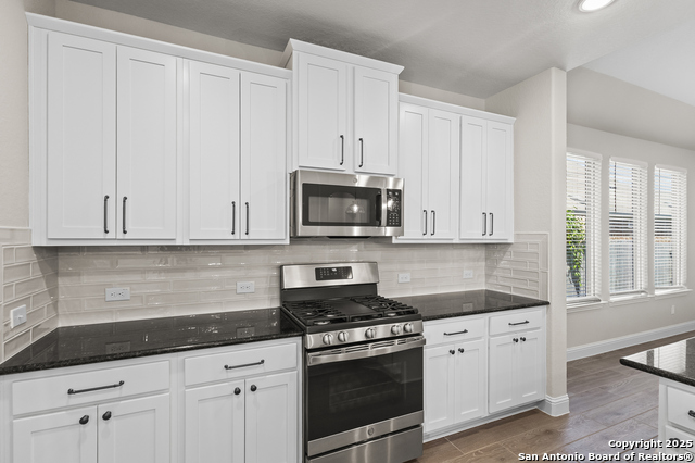 Image 8 of 25 For 2256 Bluestem
