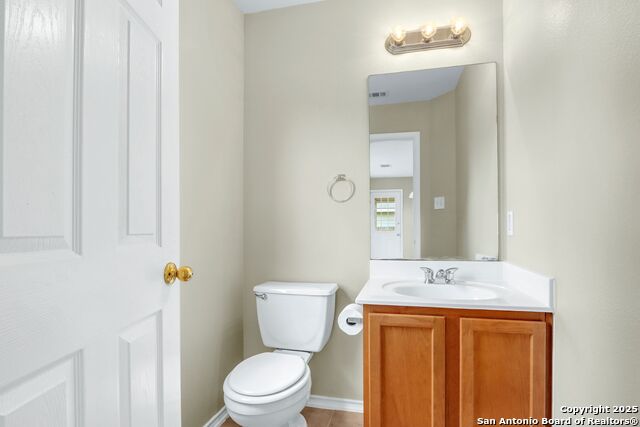 Image 16 of 25 For 9034 Barkwood