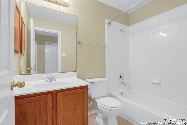 Image 17 of 25 For 9034 Barkwood