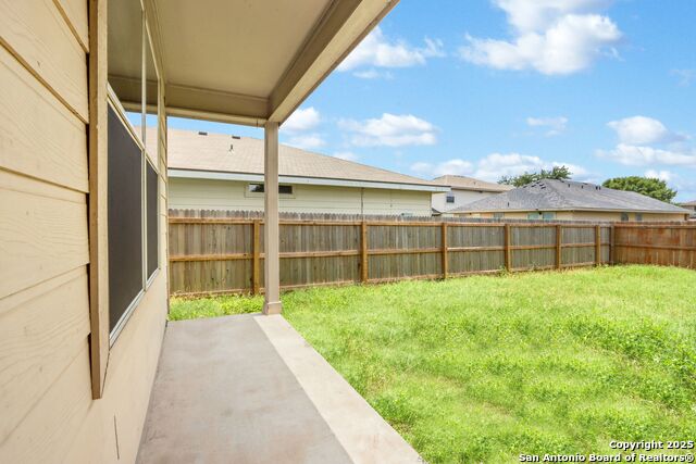 Image 24 of 25 For 9034 Barkwood