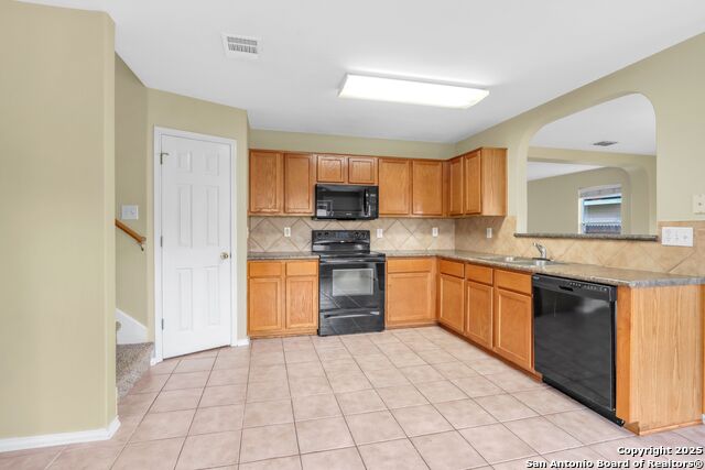 Image 3 of 25 For 9034 Barkwood